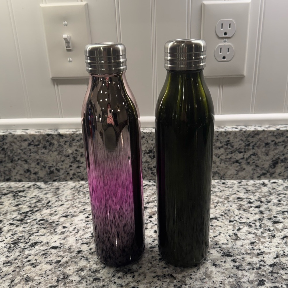Bundle of 2 Water Bottles